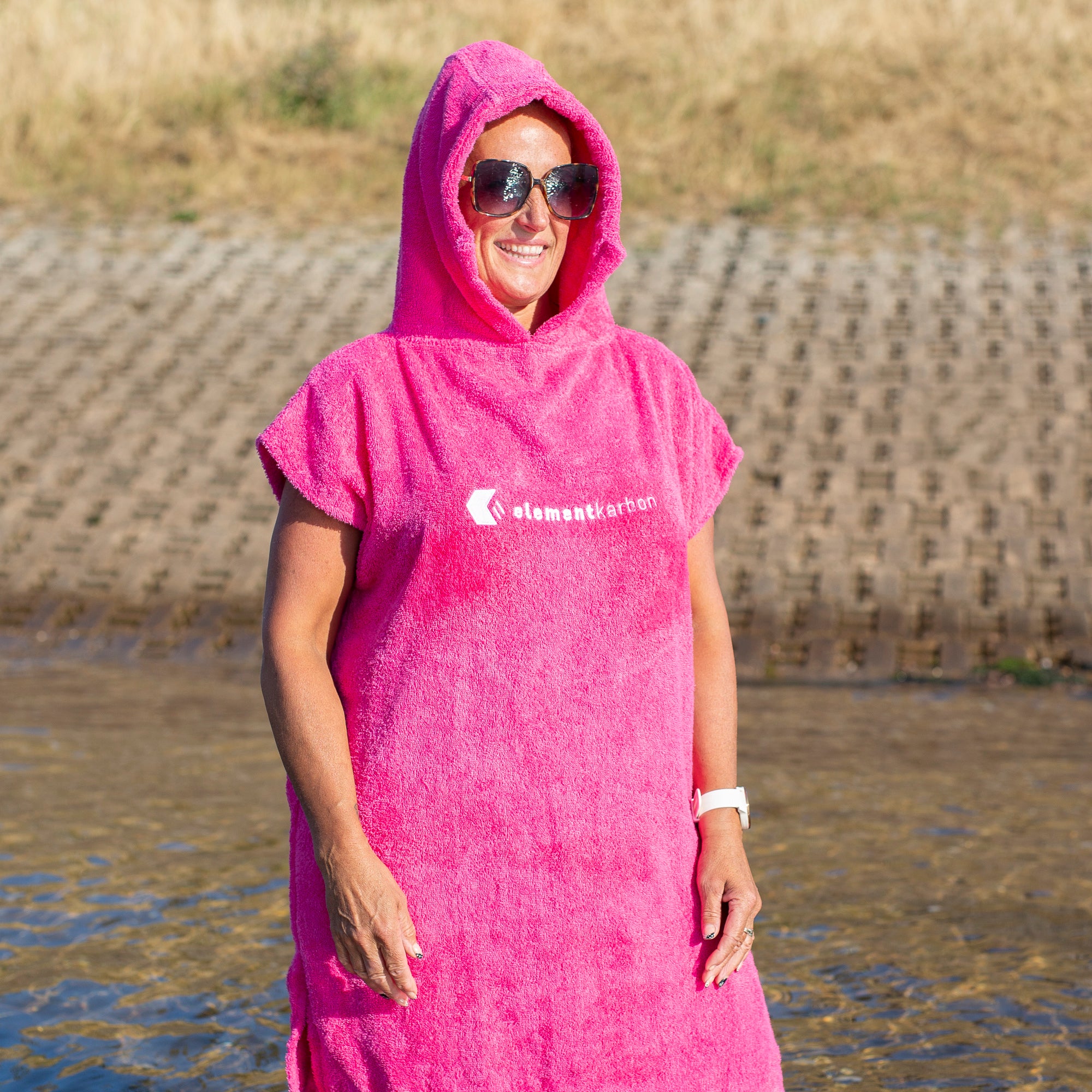 Adults Unisex Towel Changing Robe Hot Pink – Element Karbon